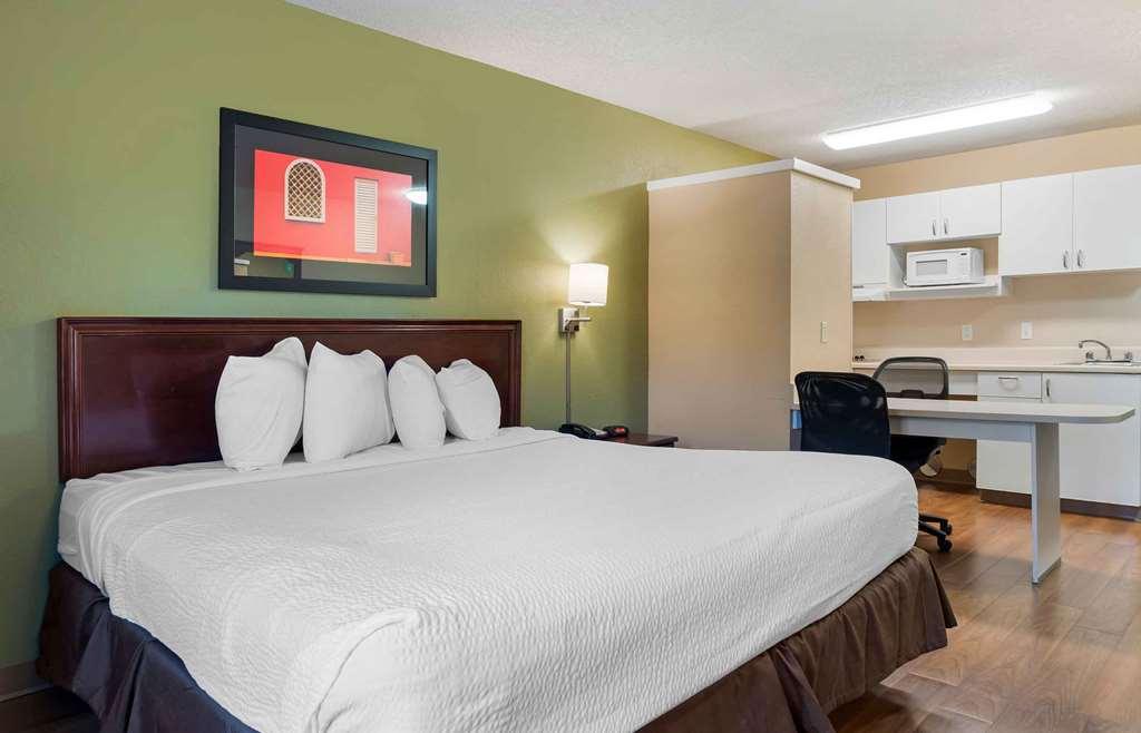 Extended Stay America Select Suites - Detroit - Novi - Haggerty Road Northville Room photo
